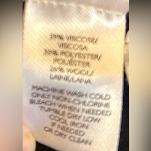 Petite perfection from LOFT large petite - Picture 2 of 4